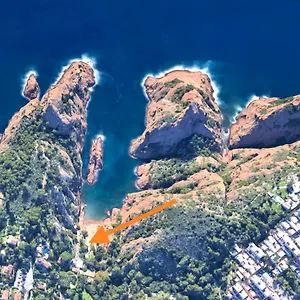 Hotel La Calanque De Figuerolles